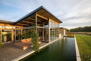 IJsseldijk 37, DIEPENVEEN