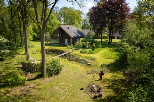 Lutmarsweg 8, GEES