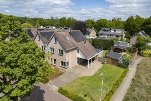 Burg. Crommelinlaan 61, DIEPENVEEN
