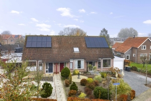 Begoniastraat 8, OLST