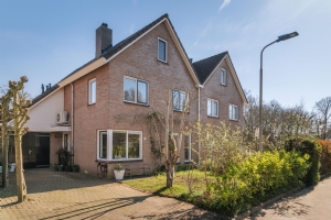 Burg. Crommelinlaan 59, DIEPENVEEN