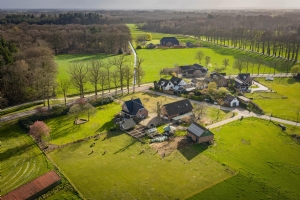 Eikelhofweg 21, OLST