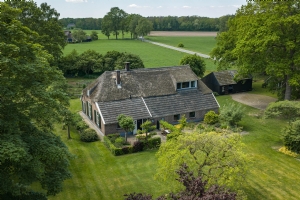 Bronsvoorderdijk 14, BATHMEN